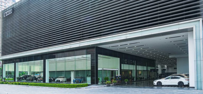 Đại lý Lexus